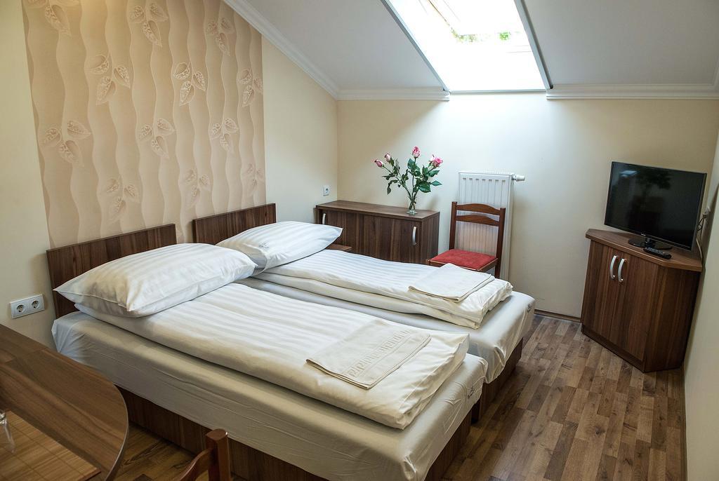 Bl.Apartmanhaz Ii. Segedyn Zewnętrze zdjęcie